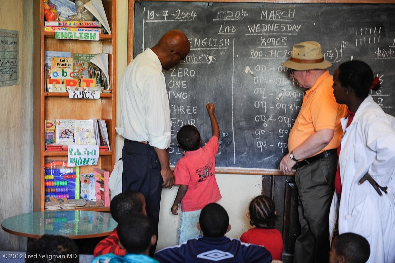 20120328_110813 Nikon D3S 2x3.jpg - Note the bilingual board.....children who are exposed to early bilingual education ultimately develop better verbal skills